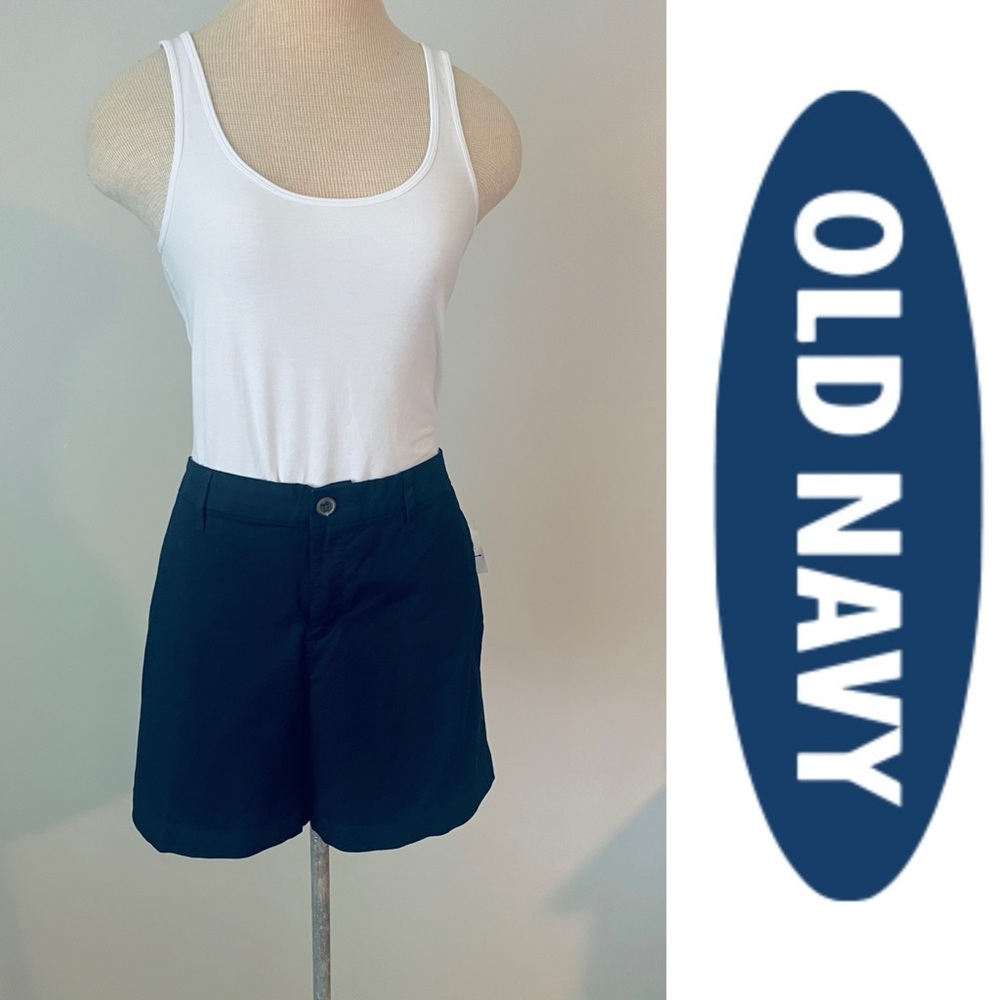 ⬇️ REDUCED! NWT Old Navy 5” Everyday Short in Navy Size 12